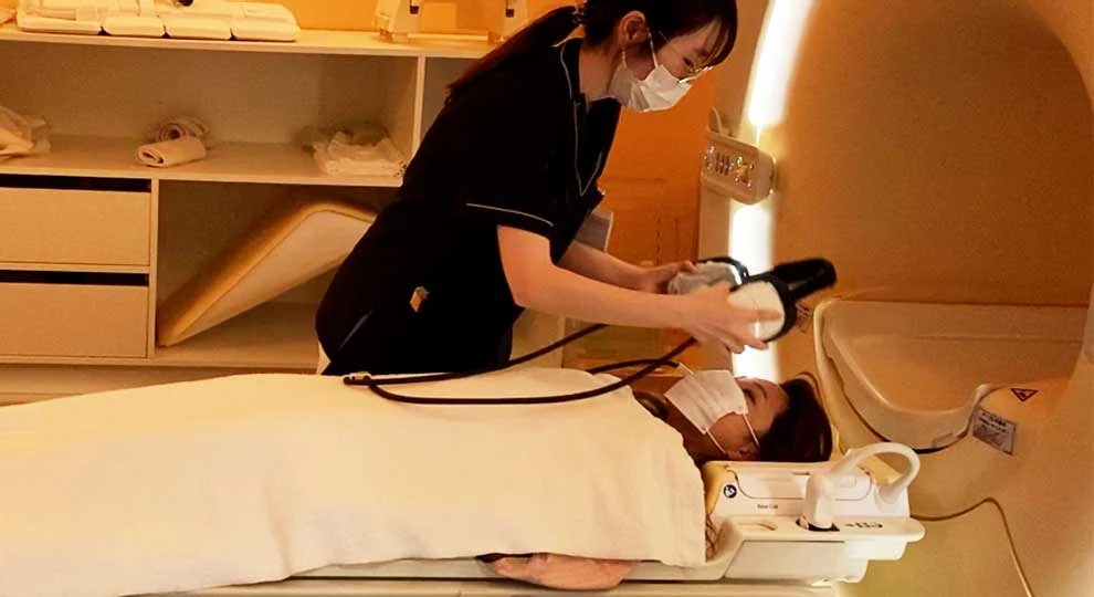 DWIBS検査の撮影のようす